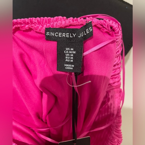 Sincerely Jules Fuscia dress. - Picture 4 of 11